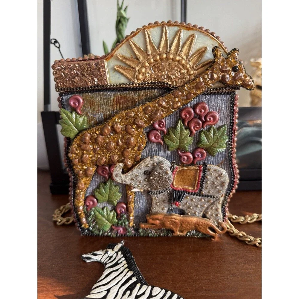 VTG Mary Frances 1738 PURSE Crossbody Chain -Africa Zebra, Giraffe,Elephant READ - Picture 3 of 11